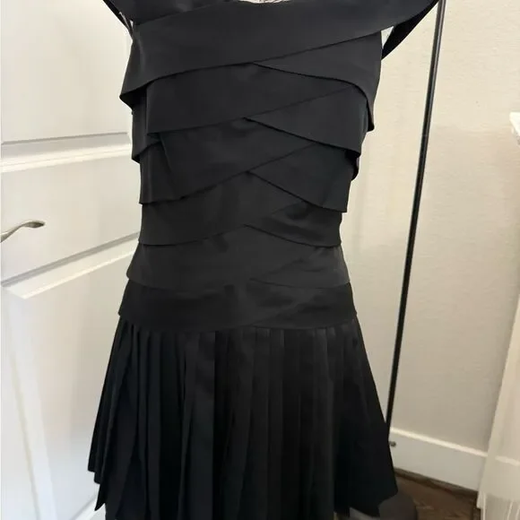 Ted Baker London ‘Erta’ black satin mini dress (TB size 3/US size 6/8) EUC - Picture 7 of 7